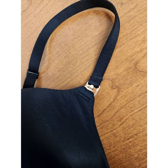 Victoria's Secret Nursing Bra. Black Lace 40D Body By Victoria Lace Wireless Nur - Picture 4 of 8